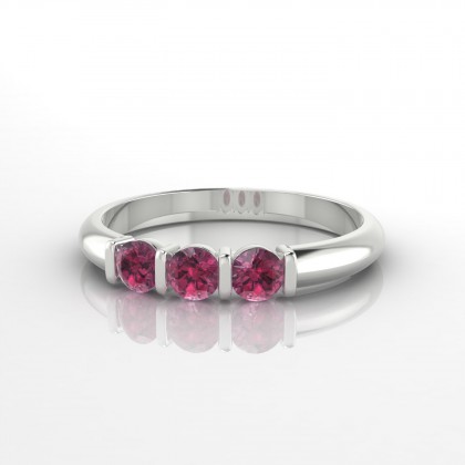 Flamboyante Bague Grenat en Or blanc 18k